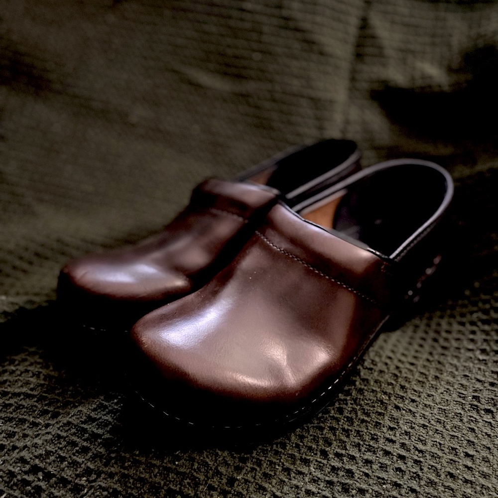 Dansko brown clogs 42